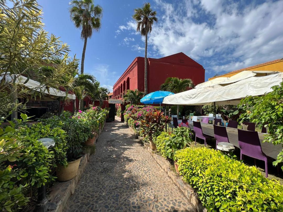 Hôtel Niwa Gorée Extérieur photo
